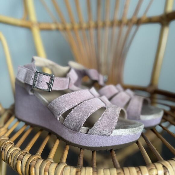 Vionic Purple Suede Wedge Sandals Size 7 - Picture 3 of 8